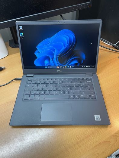 Dell Laptop i5 pro 10gen 16/512 Windows 11