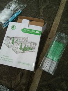 2no trap and release humane mouse traps- new