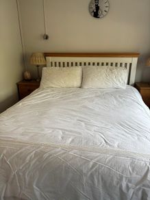 King size bed with Respa Serenity Harmony mattress