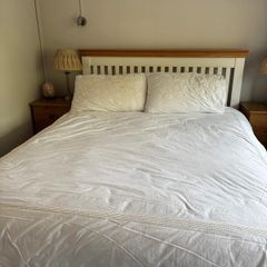 King size bed with Respa Serenity Harmony mattress