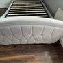 ottoman 4' bed Image 3