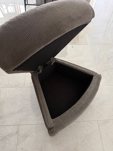 Footstool DFS