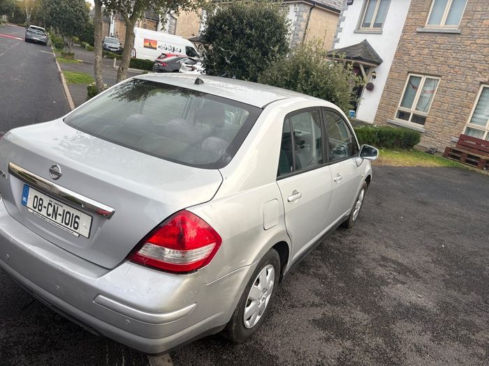 2008 Nissan Tiida automatic