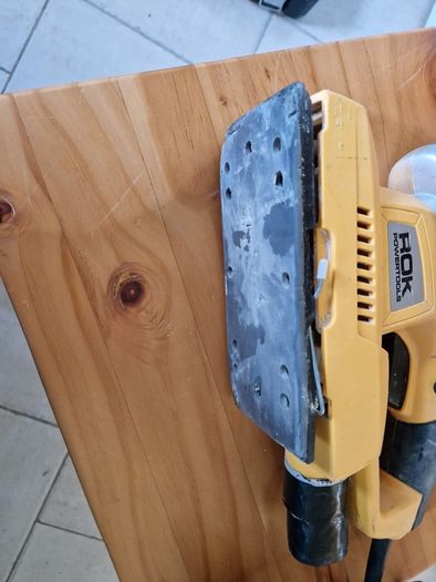 ROK Powertools Sander, Model WSSC200, in Hard Case, Excellent condition