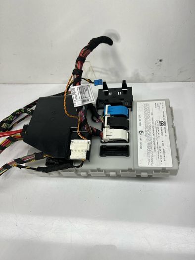 BMW F20 F30 F31 F32 F36 4 Series Body Control Module Unit FEM ECU LR01 684389802 a2l4b41s
