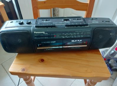 Panasonic Stereo Radio Cassette Recorder, Model RX-FT500, Dual Tape Deck and Radio, Vintage, in very good condition