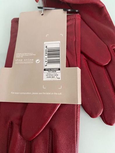 BNWT Fine Leather Gloves