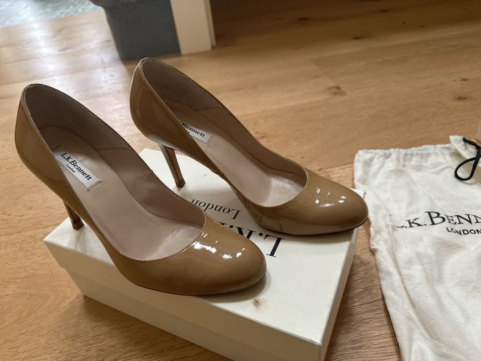 LK Bennett Court Shoes Nude Color