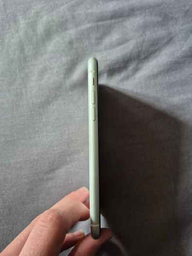 iPhone Xr White 128GB Unlocked