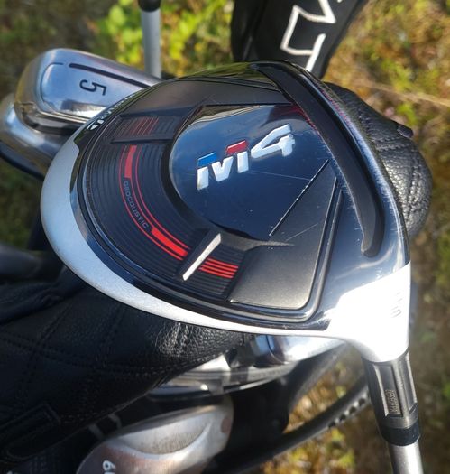 Set of Taylormade Clubs