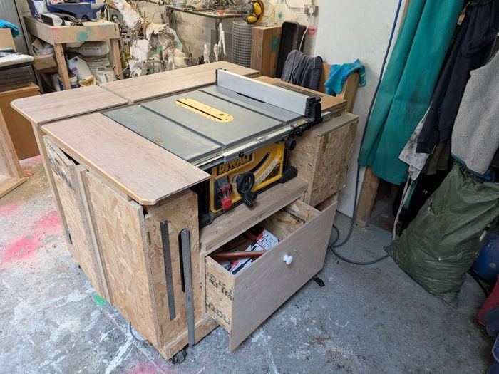 custom site saw bench