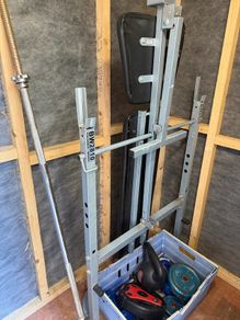 Gym bench & Barbell + weights