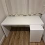 Office Desk and Chair Image 8