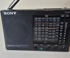 Sony ICF SW22 Rare Vintage pocket FM MW Short Wave radio