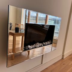 Stylish Wall Mounted Electric Radiator with Mirror Finish 2000W