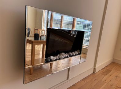 Stylish Wall Mounted Electric Radiator with Mirror Finish 2000W