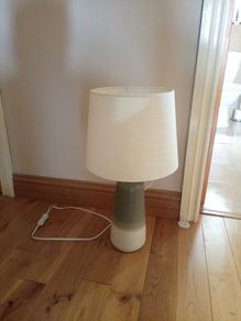 Table lamp