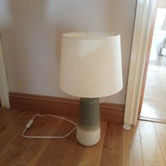 Table lamp