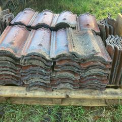 Weatherwell roof tiles x 80