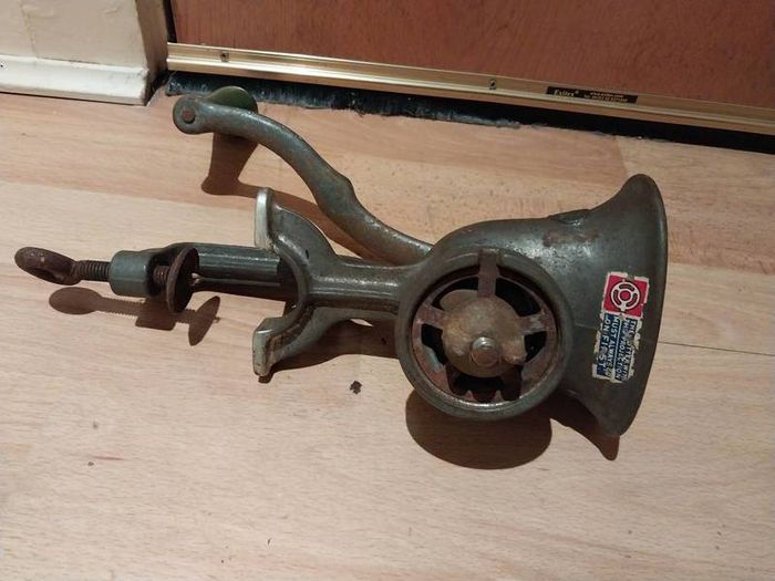 Vintage Spong Mincer