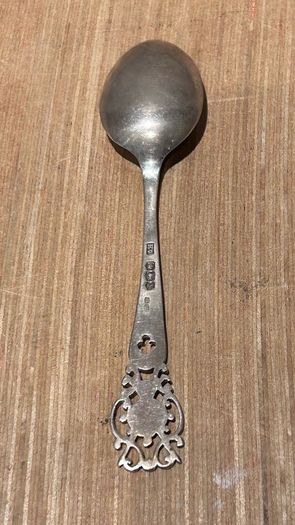 Vintage Decorative sterling silver collectible Teaspoon
