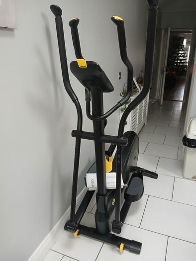 Domyos  500 cross trainer