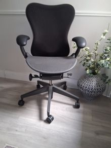 Herman Miller Mirra 2 Ergonomic Chair