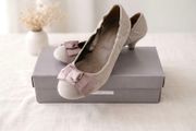 5th Avenue Beige Suede Low Heel s. 4/37