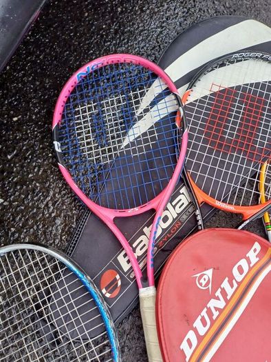 6 Long tennis rackets