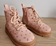 H&M girl toddler floral pink boots Uk6