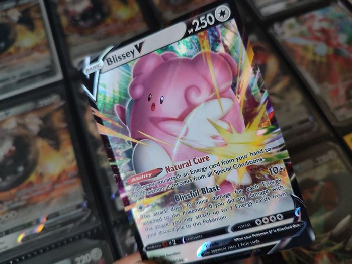 Blissey V ! Ultra Rare ! from Chilling Reign Set ! 2021 ! Pokemon Card !