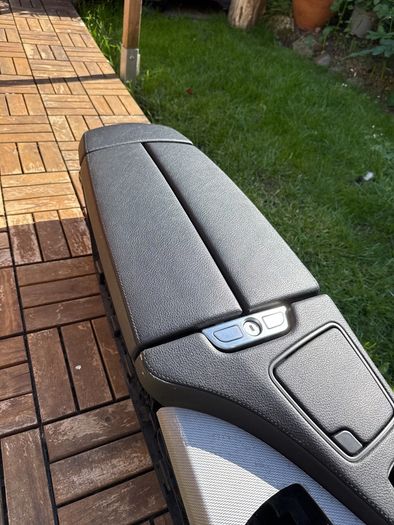 BMW 640d Centre console arm rest f06 f12 f13