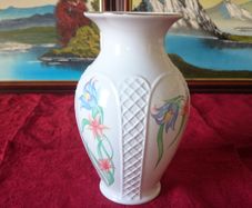 Vintage Large 10.5 Inch Tall Royal Winton Fine Ceramic Vase Made In Staffordshire England