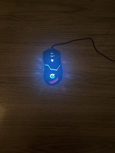 Wired light-up gaming keyboard and mouse