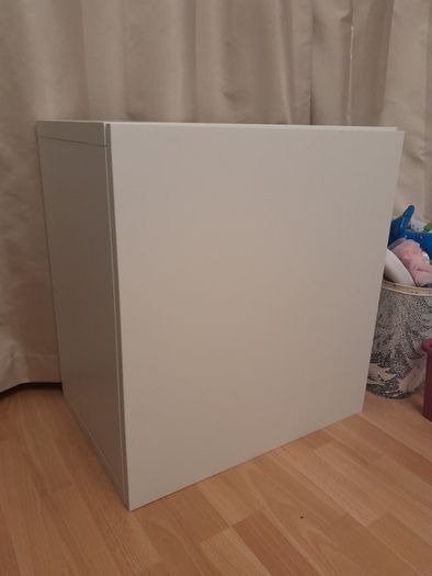 Ikea Besta cabinet with door 60cm x 60cm