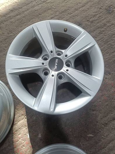 Bmw Alloy wheels 16 inch full set