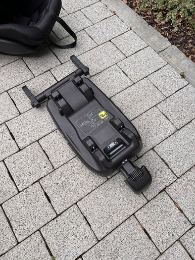 Nuna Arra Reclining Lie-Flat Car Seat