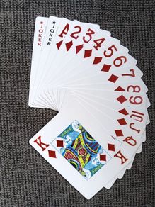 100% plastic playing cards