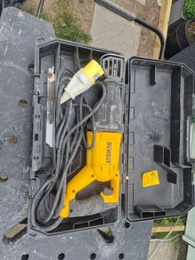 dewalt 110v   reciprocating  saw