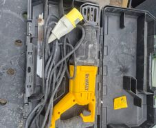 dewalt 110v   reciprocating  saw