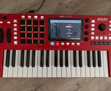 Akai MPC Key 37