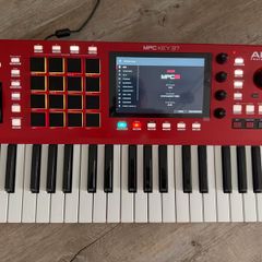 Akai MPC Key 37