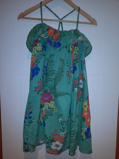 girls stunning dress