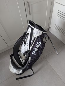 Ping hoofer carry bag