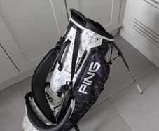 Ping hoofer carry bag