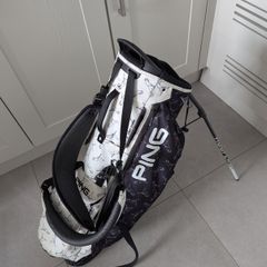 Ping hoofer carry bag