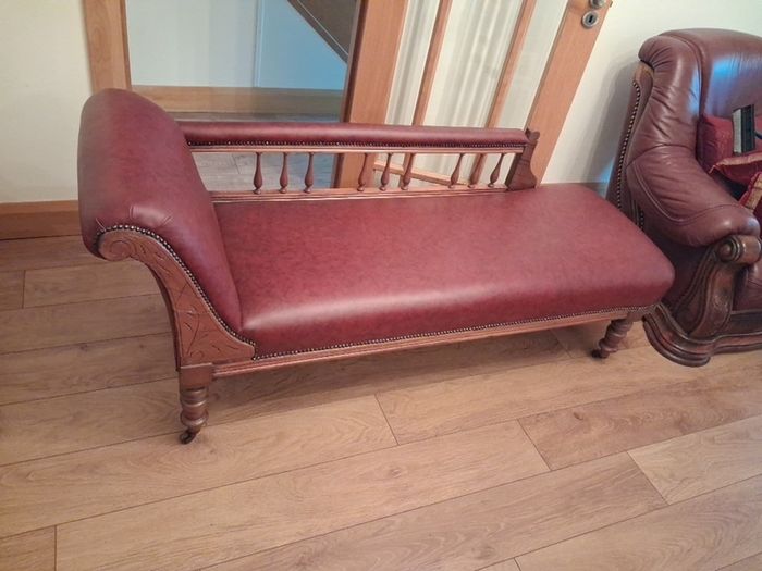 chaise longue