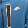 nike tech Image 2