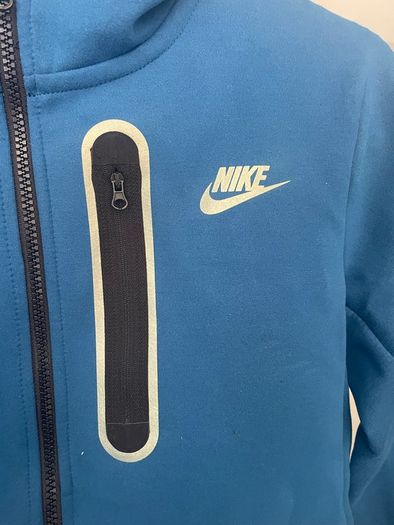 nike tech