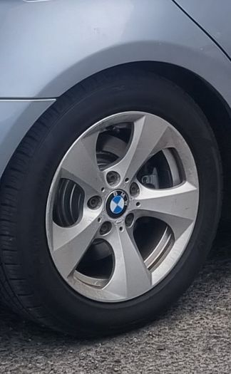 16" BMW Alloys